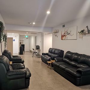 Quokka Backpackers Hostel Perth - Note - Valid Passport Required To Check In